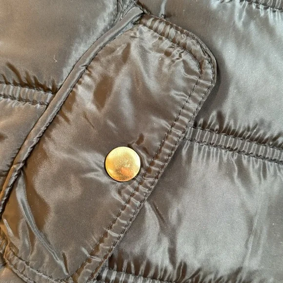 Charlotte Russe Women’s Black Puffer Vest small - Picture 5 of 6